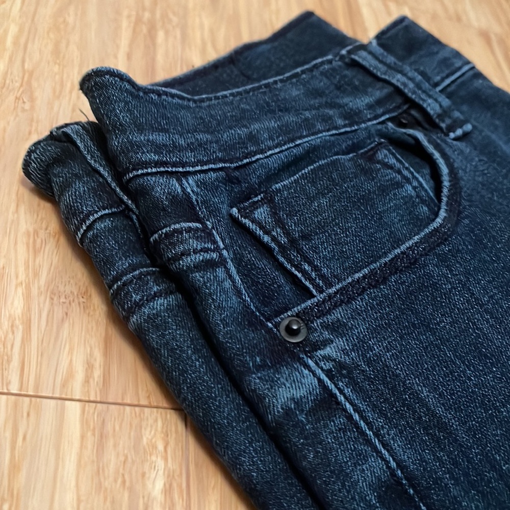 DONATED! BDG Urban Outfitters jeans size 26 (2 USA sizing)